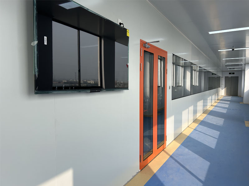 昆山華偉達牛奶杯產品加工10萬級潔凈車間完工驗收交付