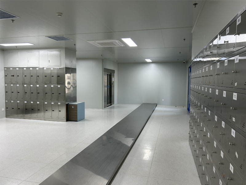 威達電子2200平方SMT10萬級潔凈車間安裝完工交付